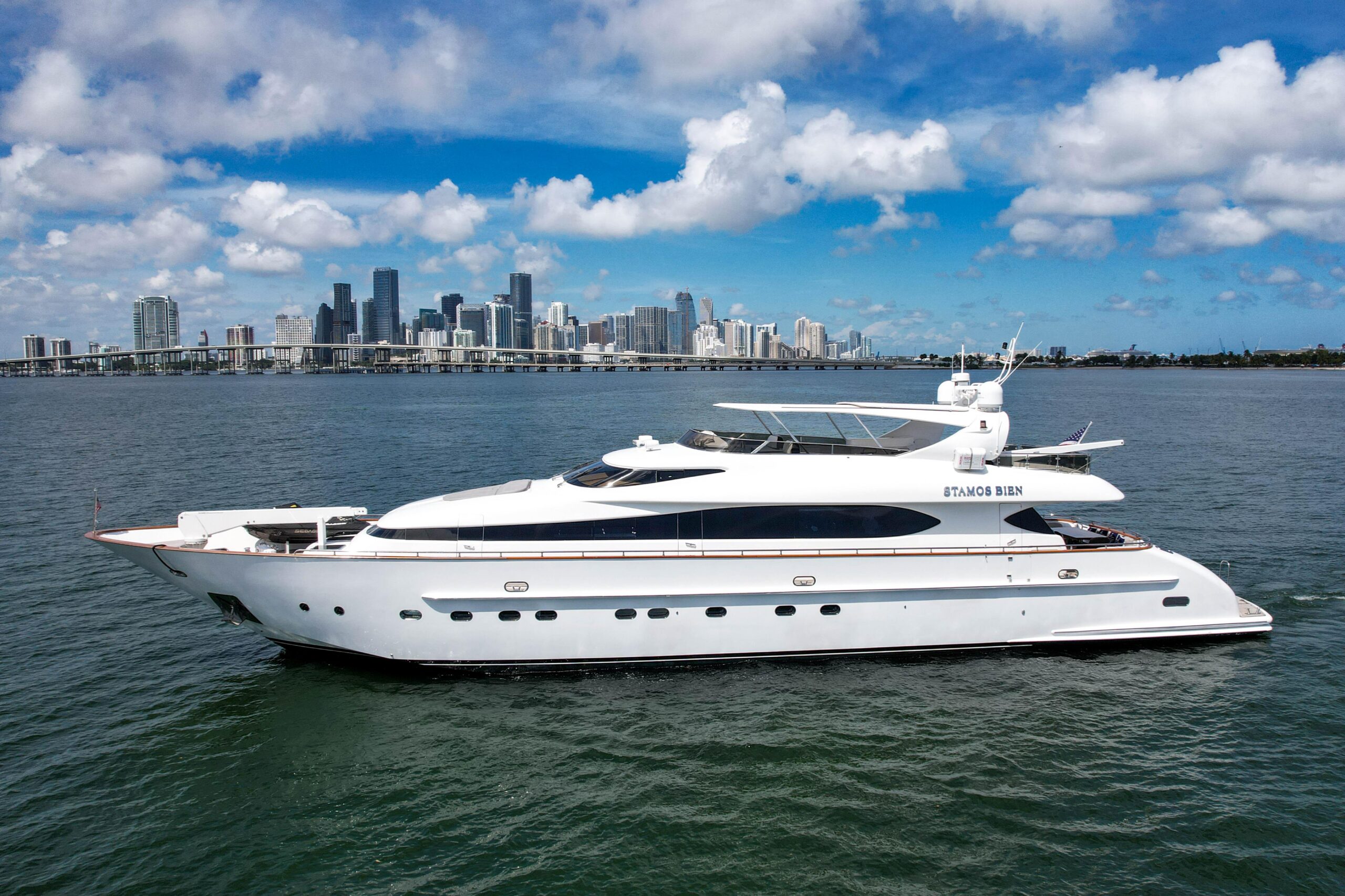 2001 Maiora 102 for sale