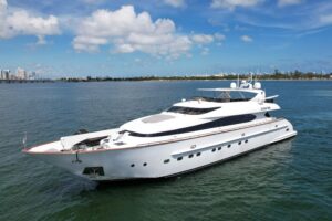 2001 Maiora 102 for sale - photo 5