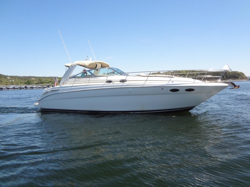 2001 Sea Ray 380 Sundancer