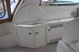 2001 Sea Ray 380 Sundancer for sale - photo 6
