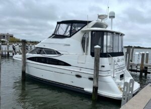 2002 Carver 396 Motor Yacht for sale - photo 4