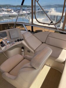 2002 Regal Commodore 3880 for sale - photo 4