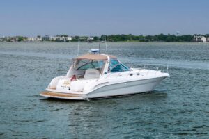 2002 Sea Ray 410 Express Cruiser for sale - photo 3