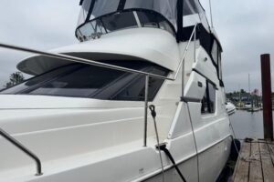 2002 Silverton 352 Motor Yacht for sale - photo 3