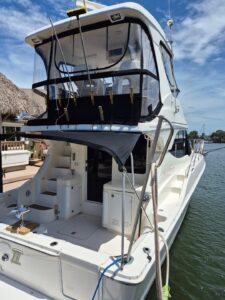 2002 Silverton 38 Convertible for sale - photo 3