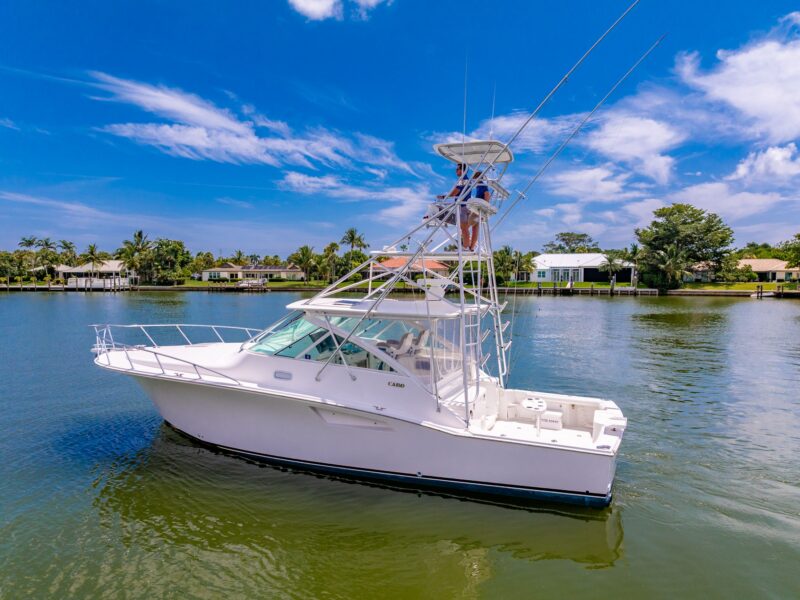 2003 Cabo 40 Express