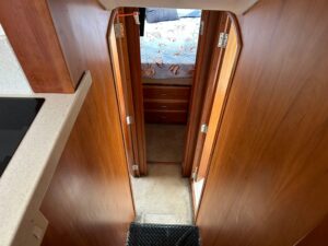 2003 Luhrs 40 Convertible for sale - photo 8
