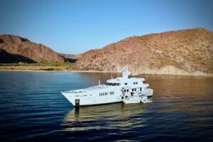 2003 Royal Denship Motor Yacht for sale - photo 8
