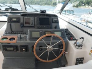 2003 Tiara Yachts 4400 Sovran for sale - photo 8