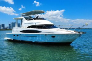 2004 Carver 444 Cockpit Motor Yacht for sale