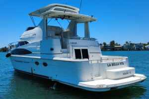 2004 Carver 444 Cockpit Motor Yacht for sale - photo 6
