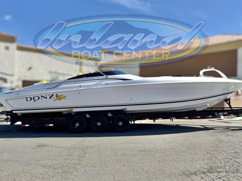 2004 Donzi 38 ZX