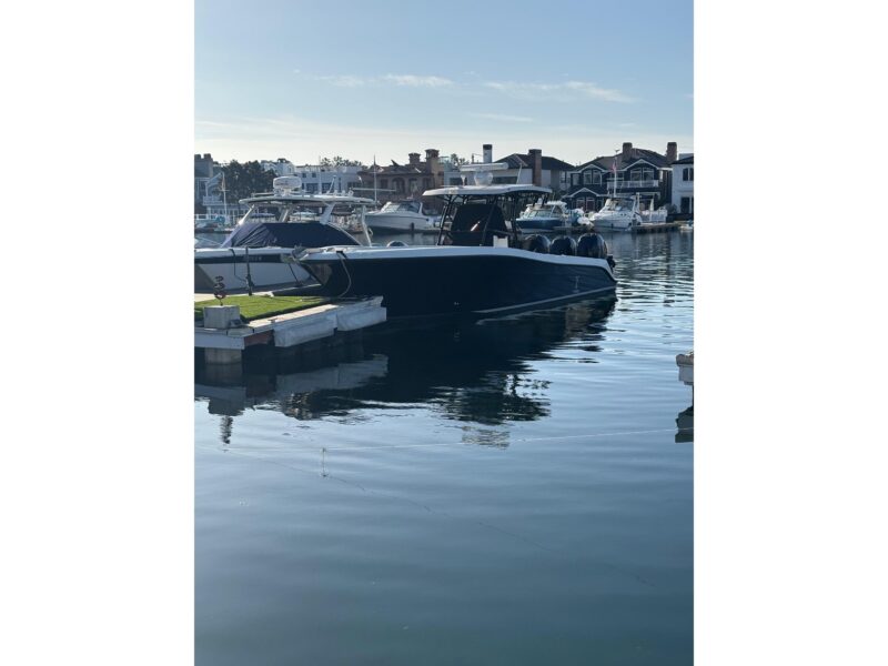 2004 Hydra-Sports 3400 CC