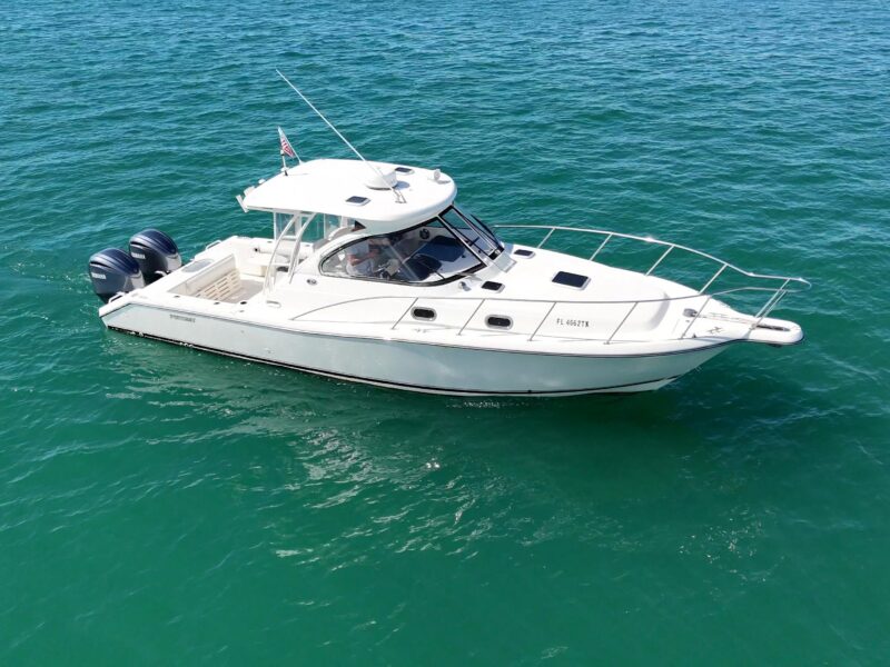 2004 Pursuit 3370 Offshore