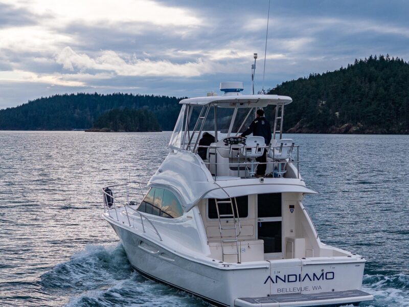 2004 Riviera 37 Flybridge