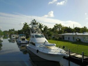 2004 Riviera 58 Enclosed Flybridge for sale - photo 3