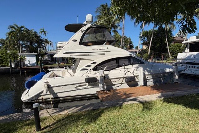 2004 Sea Ray 420 Sedan Bridge