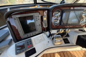 2004 Sea Ray 420 Sedan Bridge for sale - photo 7