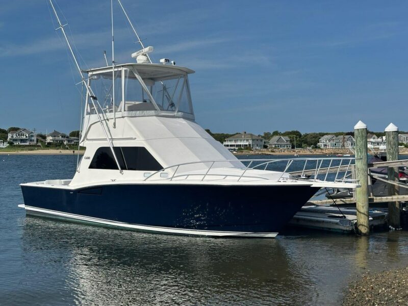 2005 Cabo 35 Flybridge