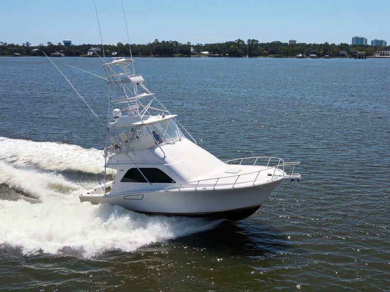 2005 Cabo 40 Flybridge