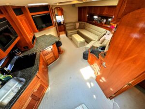 2005 Cruisers Yachts 540 Express for sale - photo 4