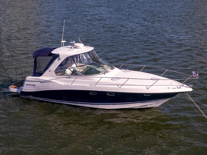 2005 Four Winns 378 Vista