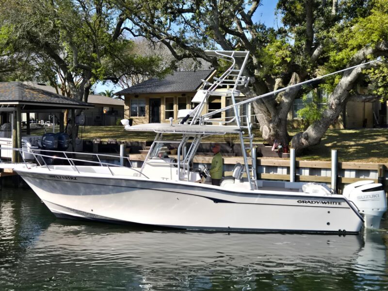 2005 Grady-White Bimini 306