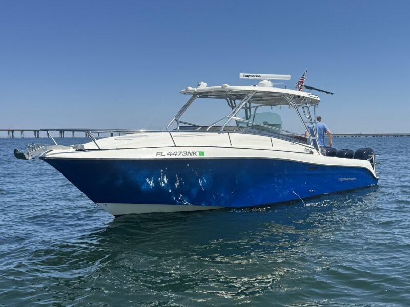 2005 Hydra-Sports Vector 3300 VX