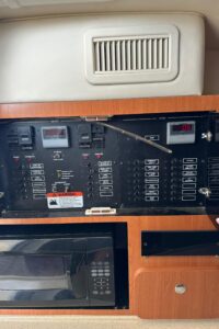 2005 Hydra-Sports Vector 3300 VX for sale - photo 7