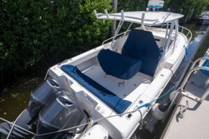 2005 Intrepid 348 Walkaround for sale - photo 5