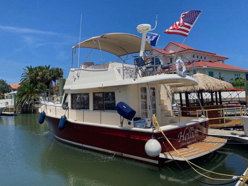 2005 Mainship 34 Trawler
