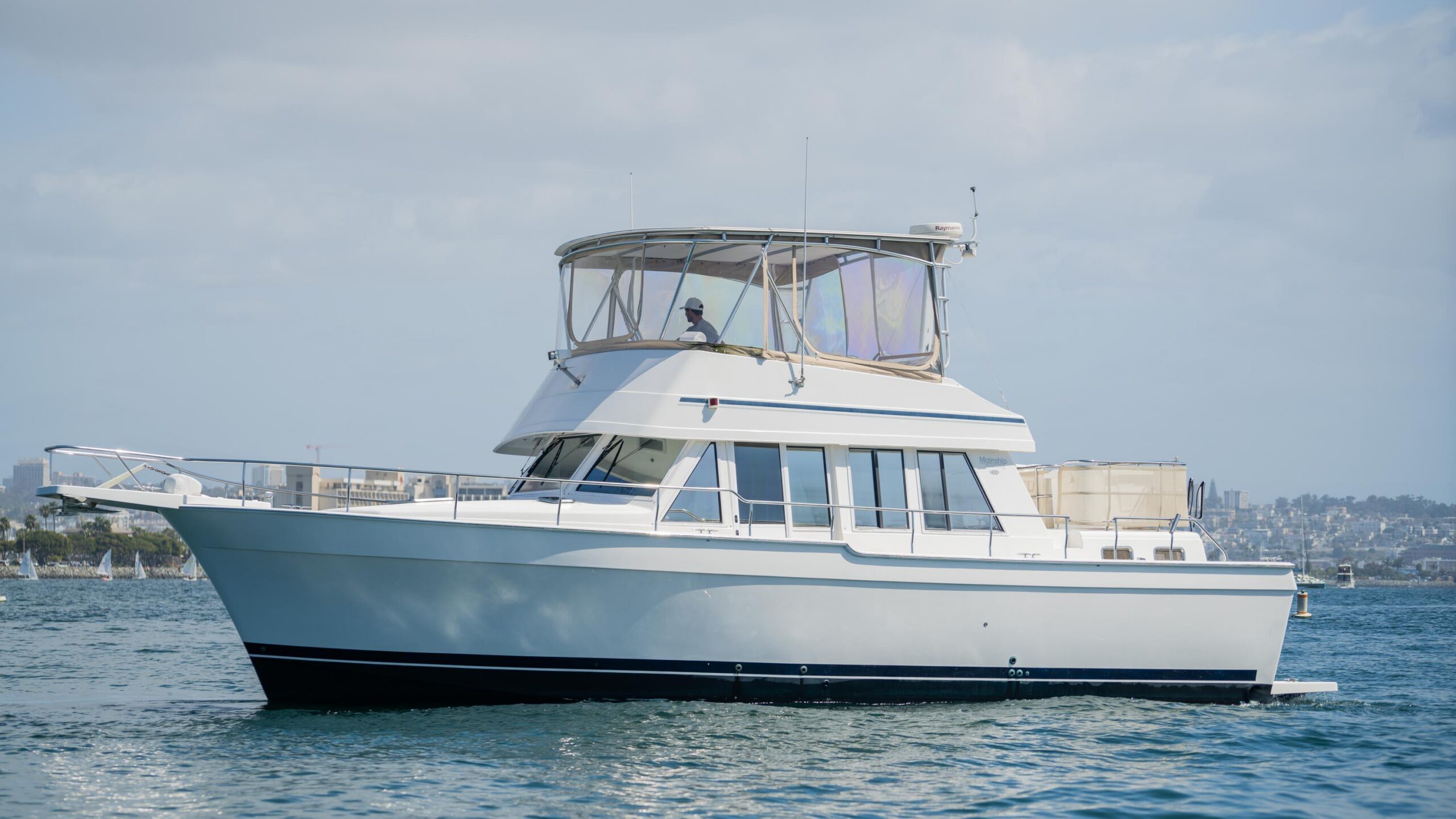 2005 Mainship 43 Trawler Aft Cabin for sale