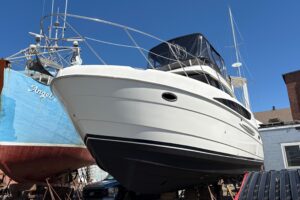 2005 Meridian 368 Motoryacht for sale - photo 7