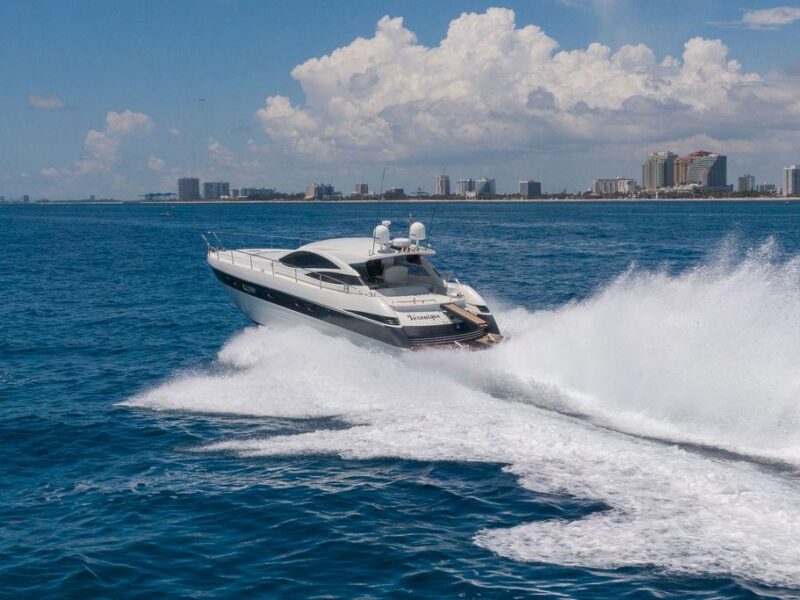 2005 Pershing 50