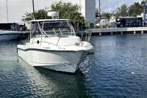 2006 Boston Whaler 285 Conquest for sale - photo 2