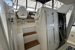 2006 Carver 36 Motor Yacht for sale - photo 8