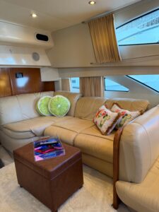2006 Carver 41 Cockpit Motor Yacht for sale - photo 8
