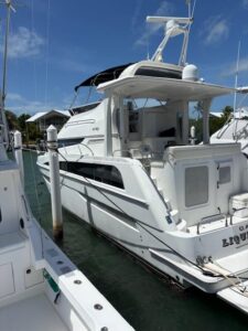 2006 Carver 43 Motor Yacht for sale - photo 4