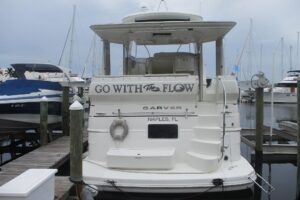 2006 Carver 466 Motor Yacht for sale - photo 2