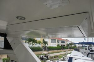 2006 Carver 466 Motor Yacht for sale - photo 8
