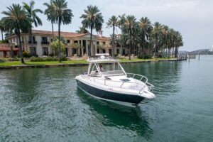 2006 Intrepid 348 Walkaround for sale - photo 7