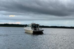2006 Mast & Mallet Thomas Point 40 for sale - photo 2