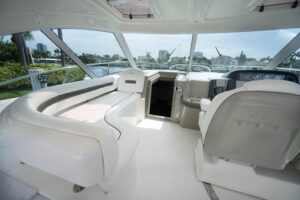 2006 Sea Ray 48 Sundancer for sale - photo 8