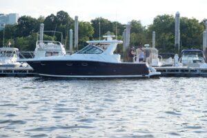 2006 Tiara Yachts 3200 Open for sale