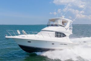 2007 Silverton 38 Convertible for sale