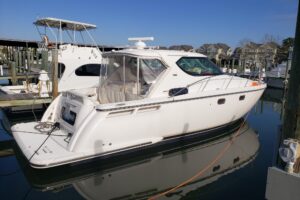 2007 Tiara Yachts 4300 Sovran for sale - photo 2