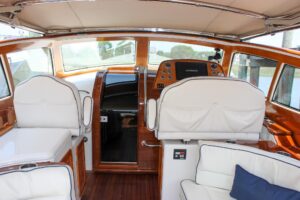 2008 Hinckley Talaria 38R Convertible for sale - photo 7