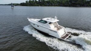 2008 Tiara Yachts 4300 Sovran for sale
