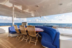 2009 Custom Crystal Yachts for sale - photo 6