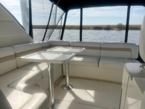 2009 Sea Ray 4300 Sundancer for sale - photo 8